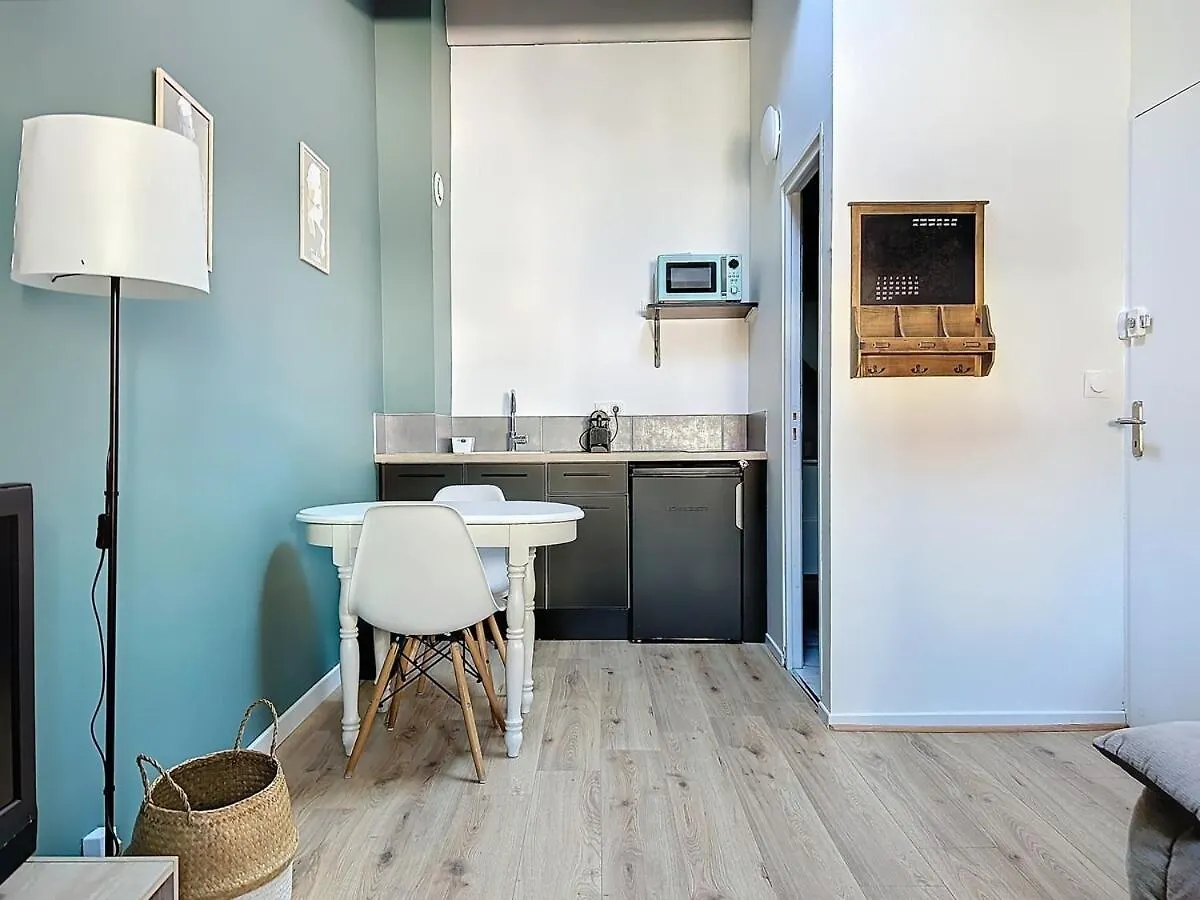 Apartment Studio Centre Historique Toulon France
